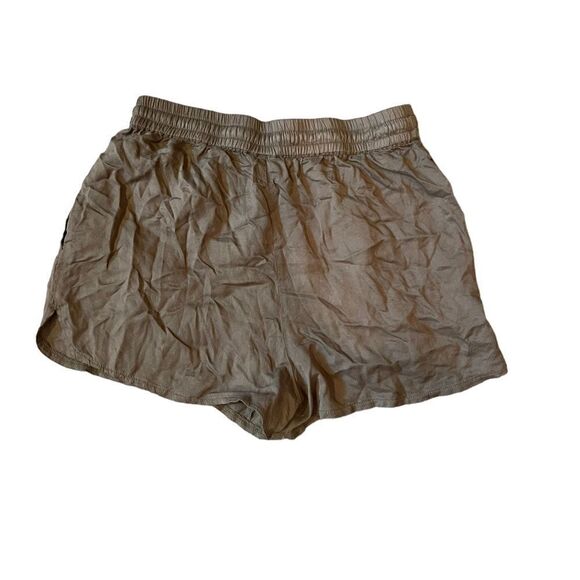 TOPSHOP Camo Green Shorts US 4 - Picture 2 of 3
